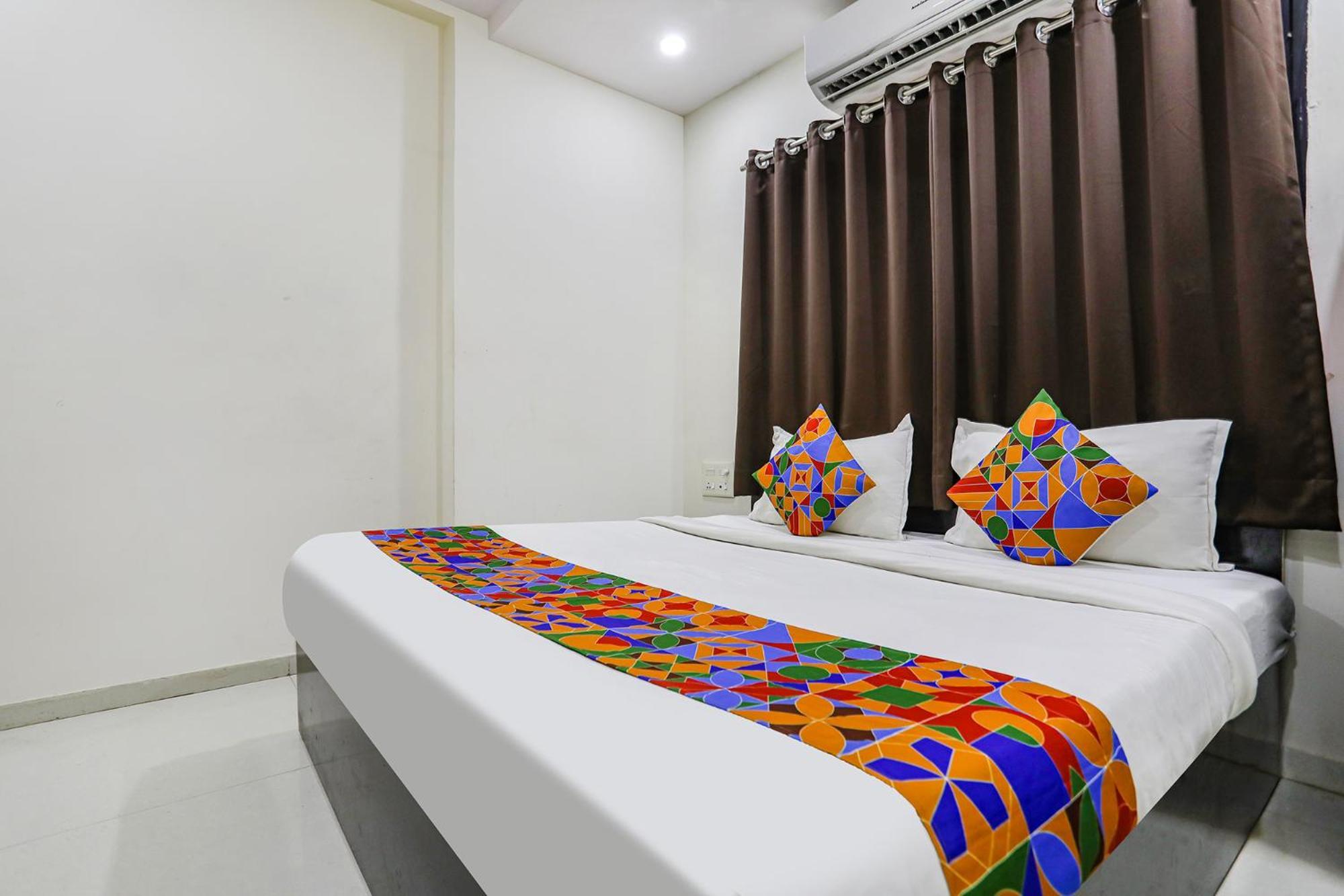 Fabhotel New Shraddha Inn - Nr Airport Colony ナーグプル エクステリア 写真