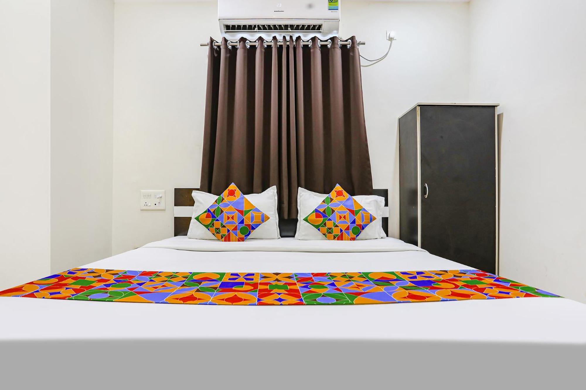 Fabhotel New Shraddha Inn - Nr Airport Colony ナーグプル エクステリア 写真