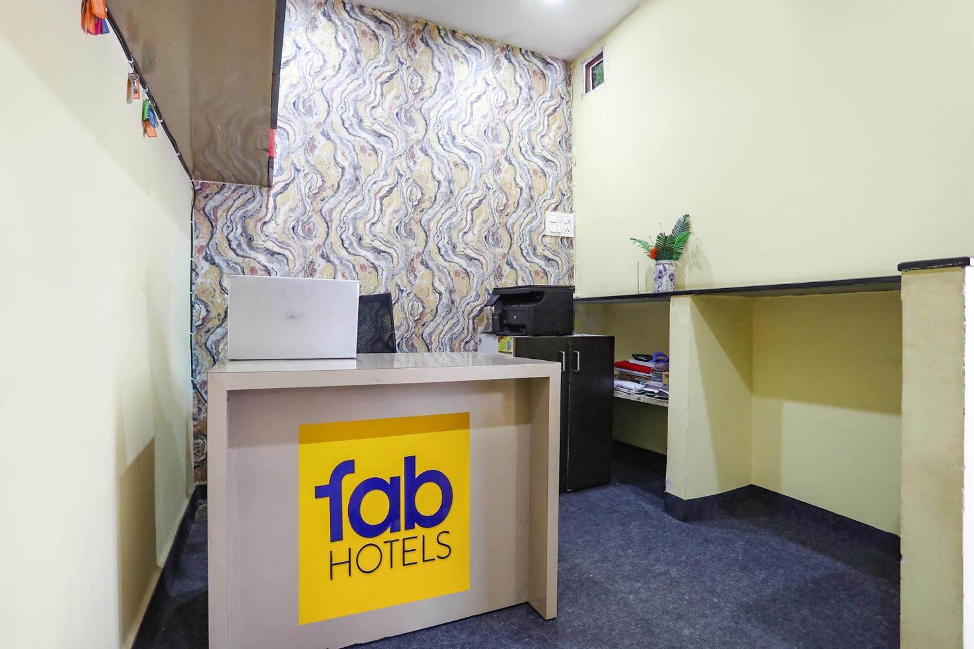 Fabhotel New Shraddha Inn - Nr Airport Colony ナーグプル エクステリア 写真